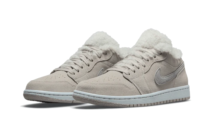 Air Jordan 1 Low SE Sherpa Fleece - DDAH Kickz