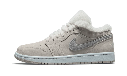 Air Jordan 1 Low SE Sherpa Fleece - DDAH Kickz